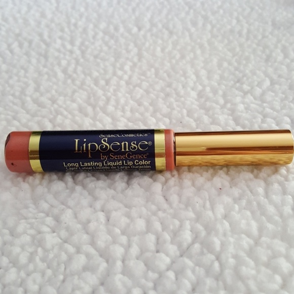 Lipsense lip color * Host Pick* 😍 - Picture 3 of 4